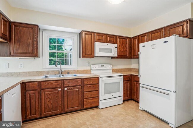 Building Photo - 3307 Flintwood Ct