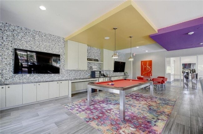 Building Photo - 1900 Barton Springs Rd