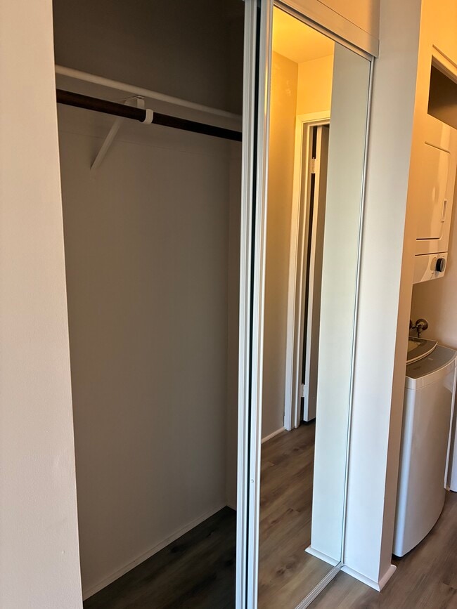 Building Photo - 1778 Ala Moana Blvd