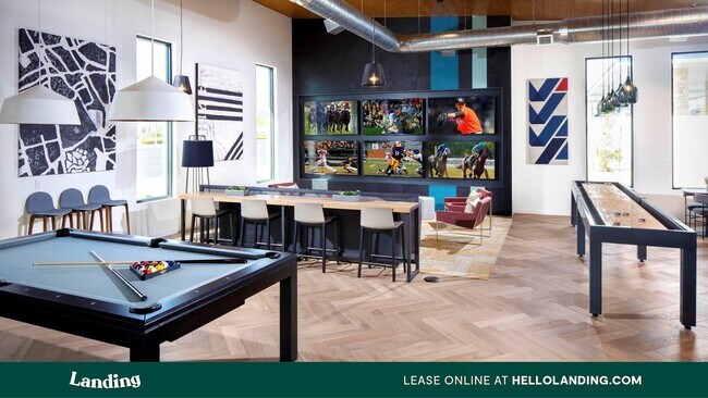 Building Photo - 9314 W Russell Rd