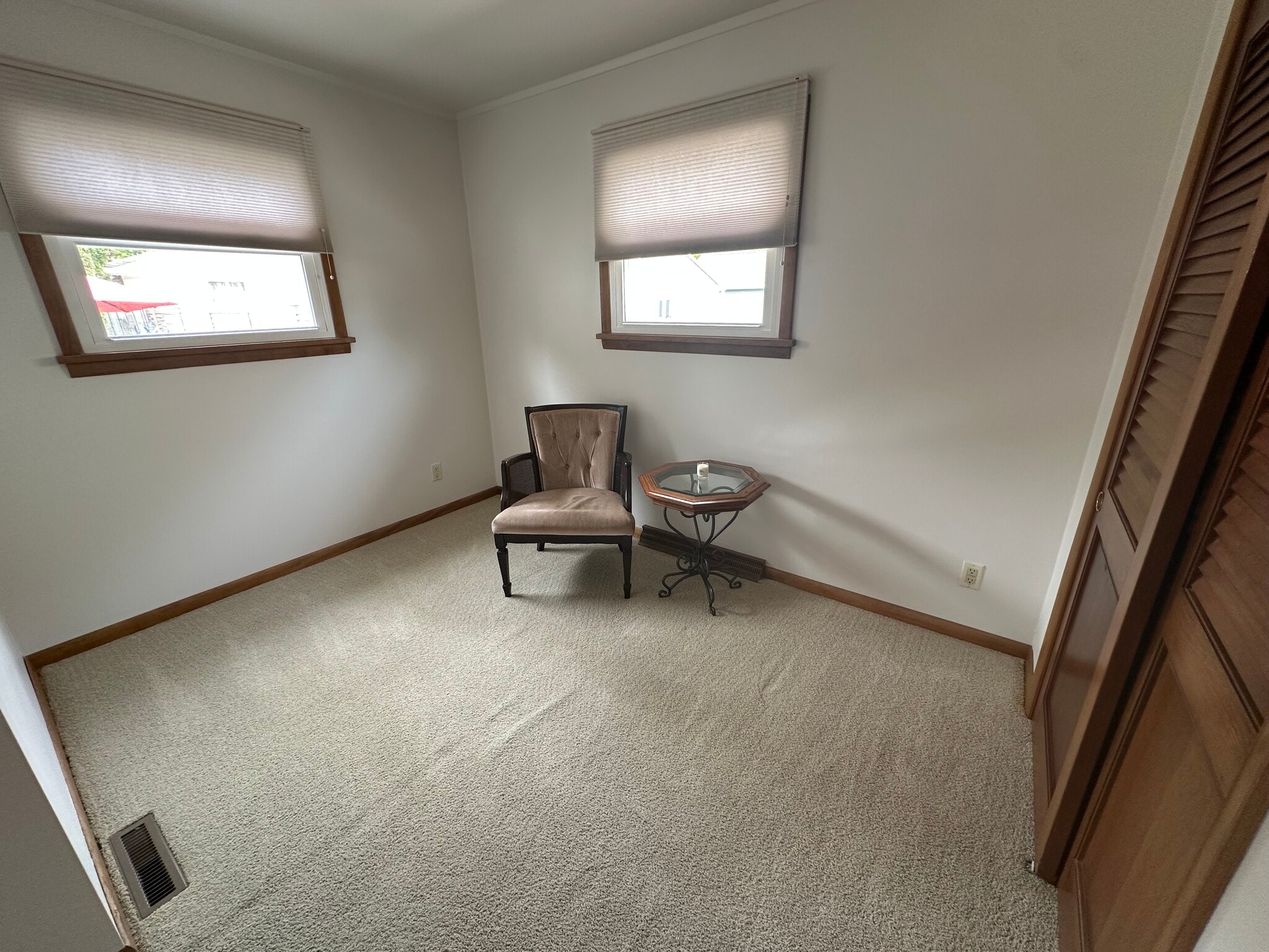 bedroom 3 - 2828 S 11th Pl