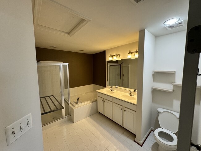 Building Photo - 12641 Terranova Ln