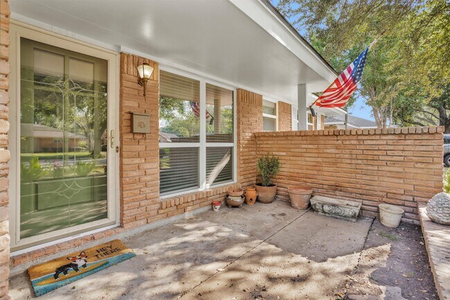 Building Photo - 5518 McKnight St