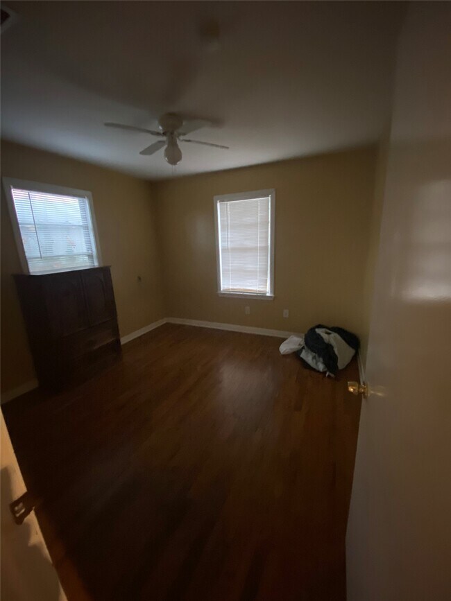 Building Photo - 2504 Pennington St