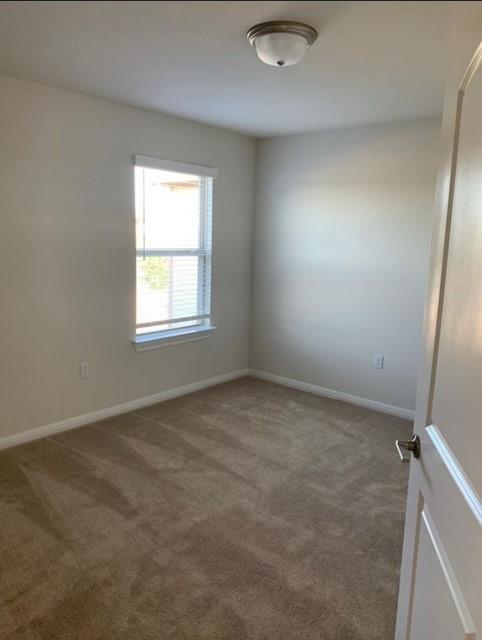 Building Photo - 13902 Osmarea Dr