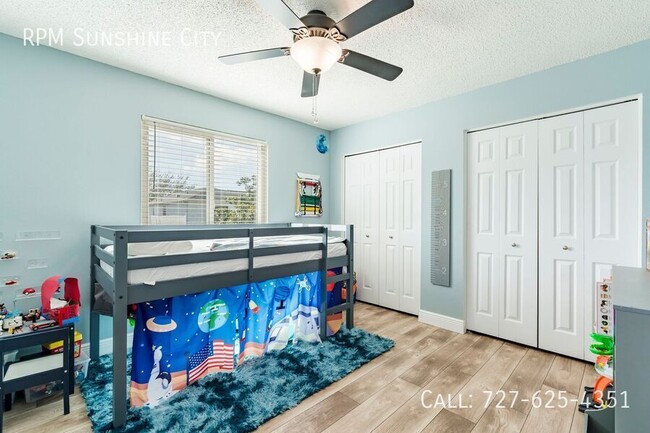 Building Photo - 11216 Clayridge Dr