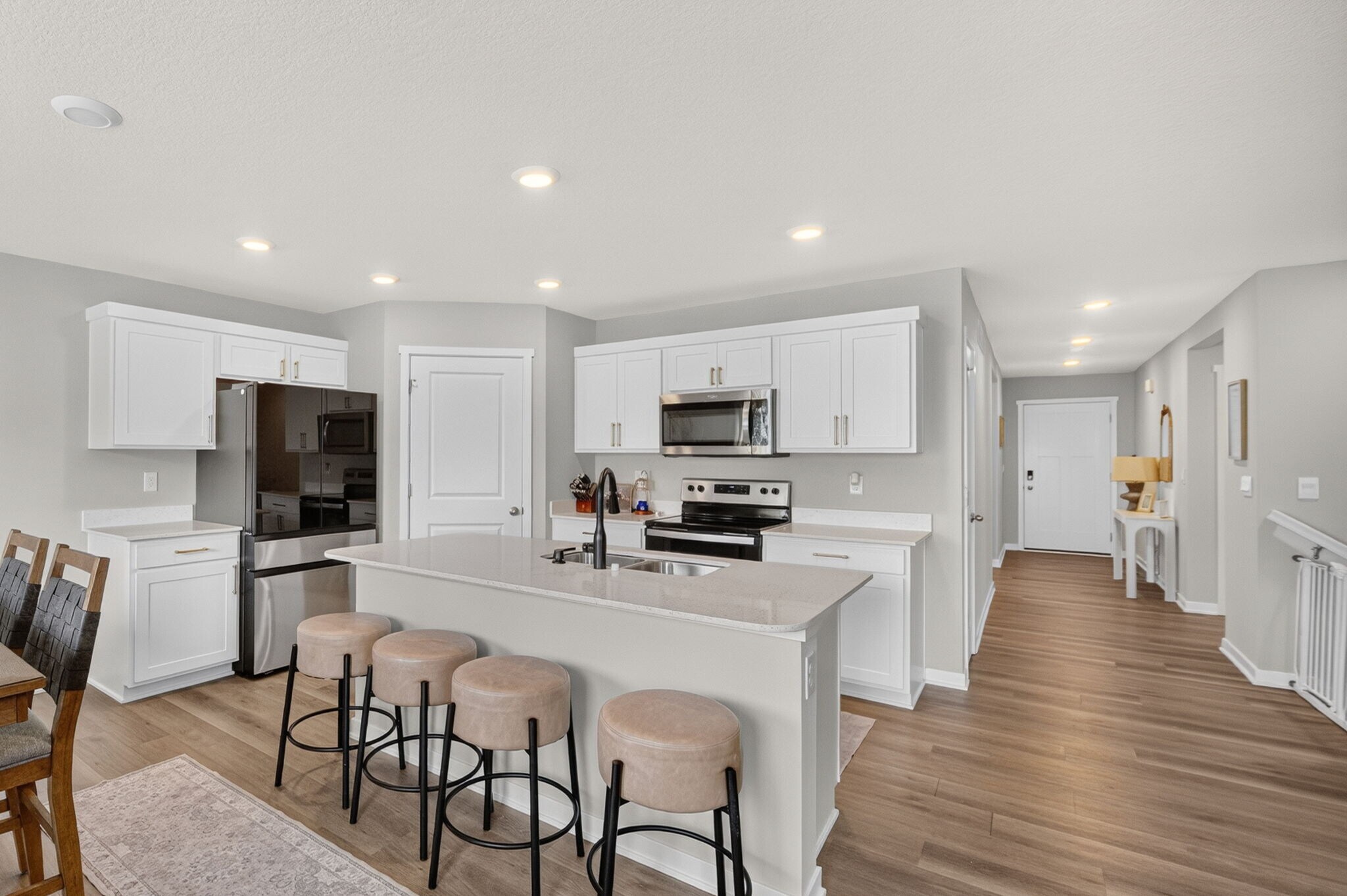 Building Photo - 1080 Bel Aire Ct