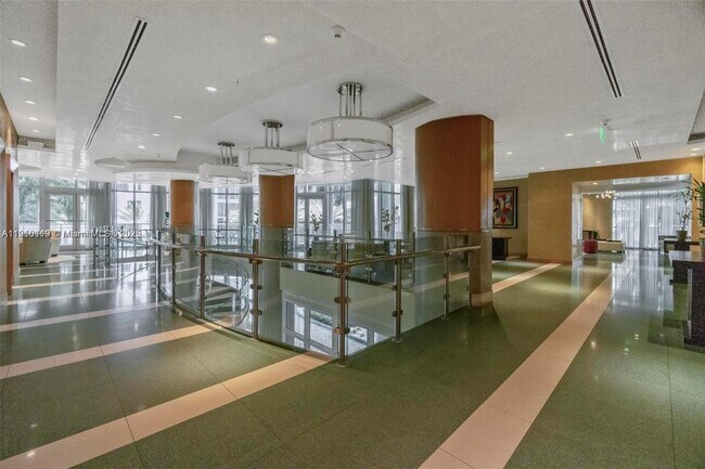 Building Photo - 218 SE 14th St