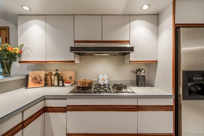 Building Photo - Beautiful Ranch in Belcaro Neighborhood