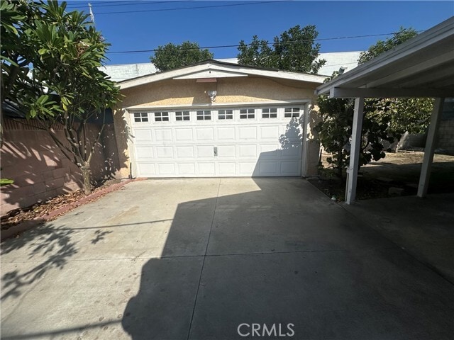 Building Photo - 15323 Nubia St