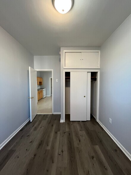 Building Photo - 41 W 54th St