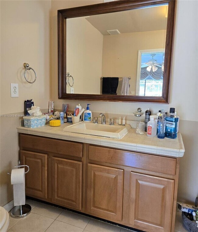 Building Photo - 10625 SW 127th Pl