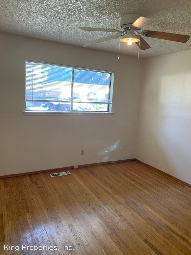 Building Photo - 3 br, 2 bath House - 2003 Amador Avenue