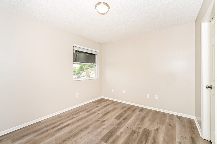 Building Photo - 356 Amethyst Ct