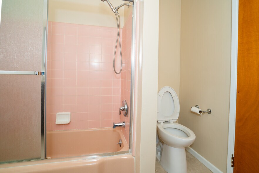 Bathroom - 2318 10th St