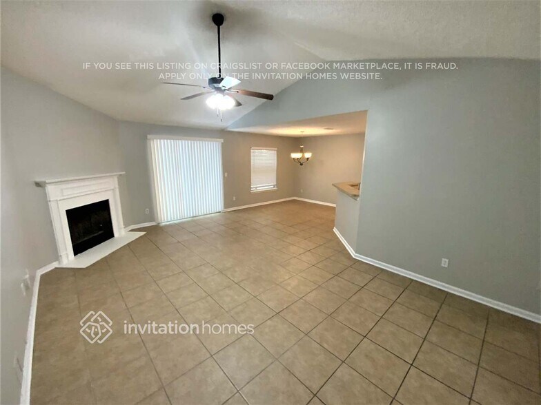 Building Photo - 11279 Chertsey Ln