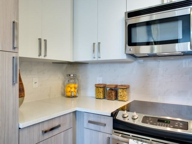 Building Photo - 2 bedroom in Dallas TX 75202