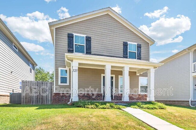 Building Photo - 5217 S 65th Pl