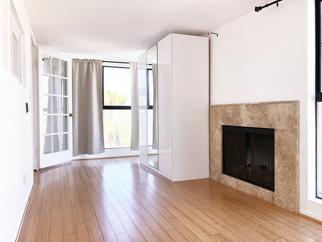 Building Photo - 1 Buccaneer St