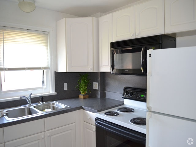 Kitchen - The Residences at Garden City
