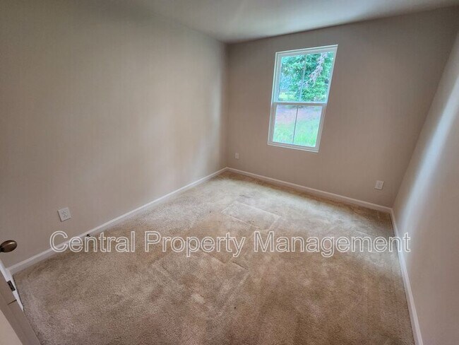 Building Photo - 165 Sarnesfield Wy