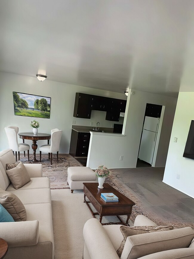 Building Photo - Two Bedroom Liberty Bay Views