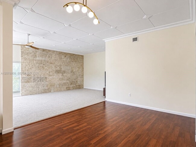 Building Photo - 9400 E Bay Harbor Dr
