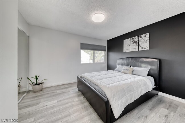 Building Photo - 4770 S Topaz St