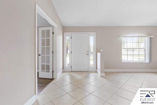 Building Photo - 59 Riverina Dr