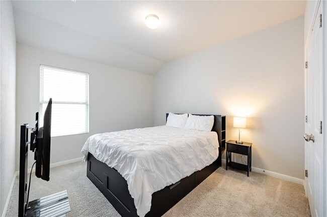 Building Photo - 2021 Cartway Ct