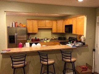 Building Photo - 3 BDRM AVAILABLE AUGUST 2026!   MONTHLY RENT IS $1,500
