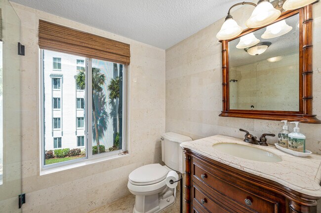 Building Photo - 2400 S Ocean Dr
