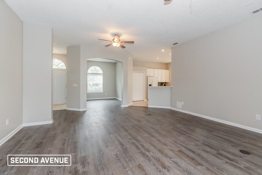 Building Photo - 549 Wakemont Dr