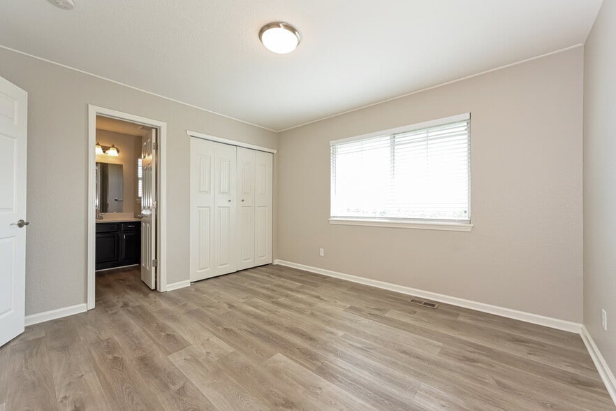 Building Photo - 2956 Iron Springs Pl