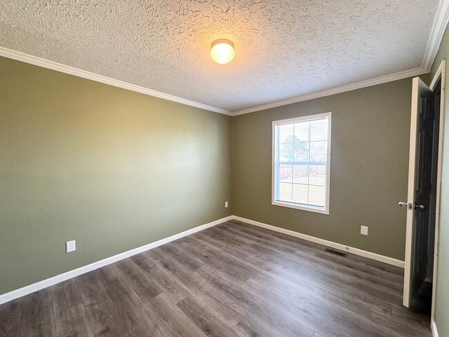 Building Photo - 720 S Edenton Rd St