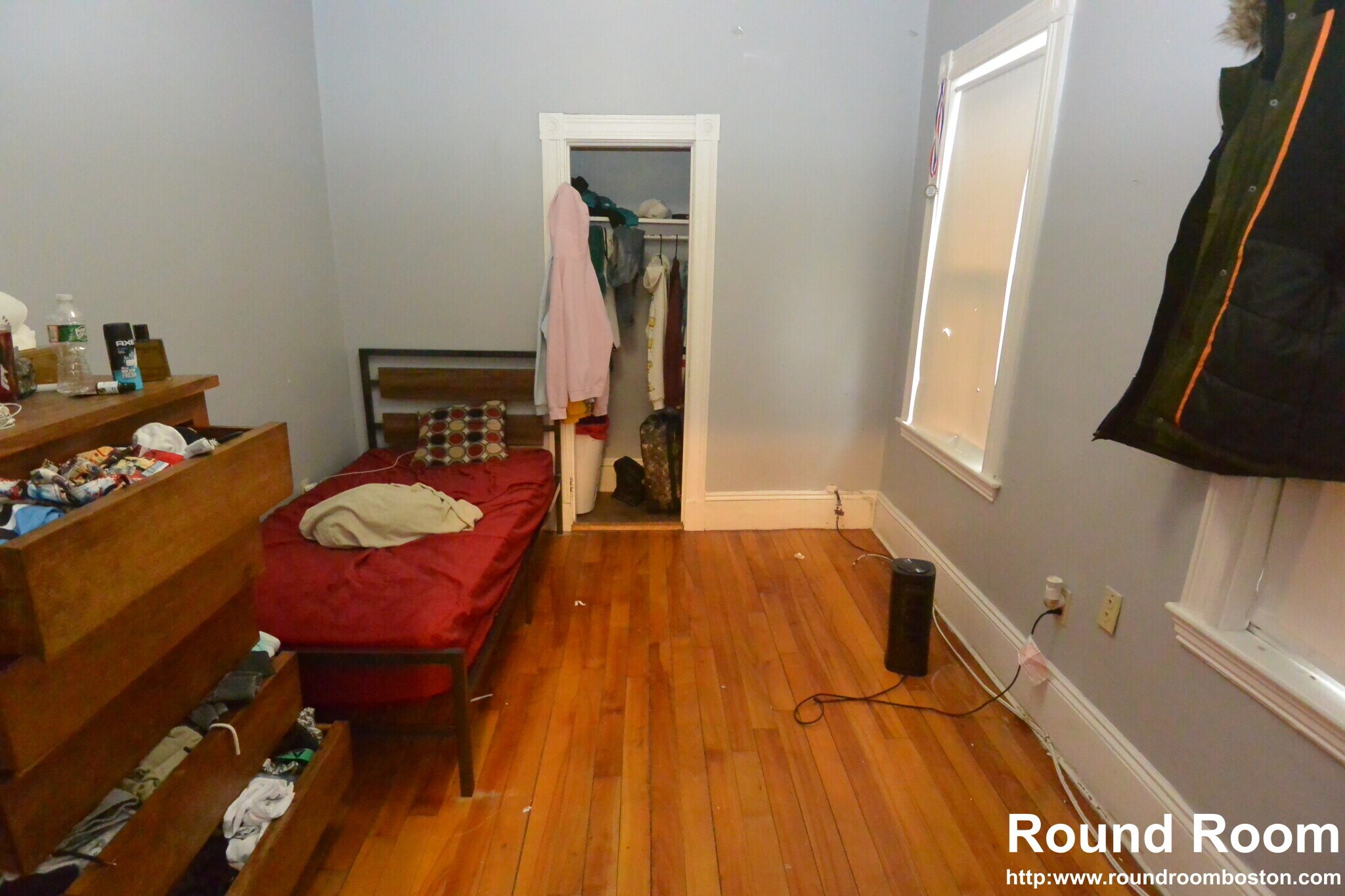 Building Photo - 10 Brackett St