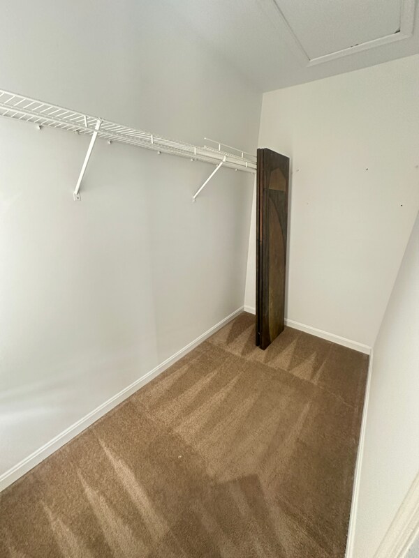 Building Photo - 814 Hr Dr SE