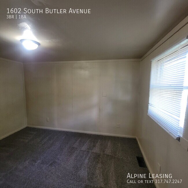 Building Photo - 1602 S Butler Ave