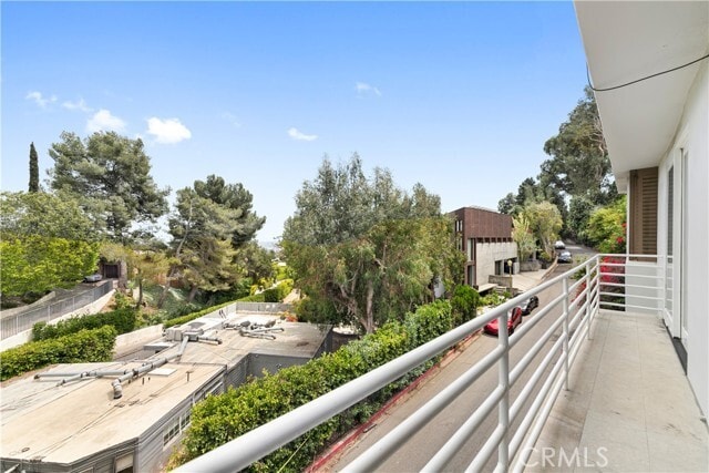 Building Photo - 1356 Summitridge Dr