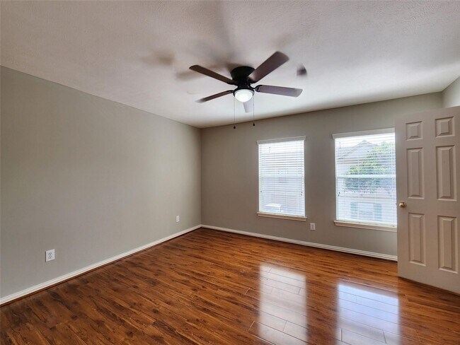 Building Photo - 1730 Redwing Ridge Dr