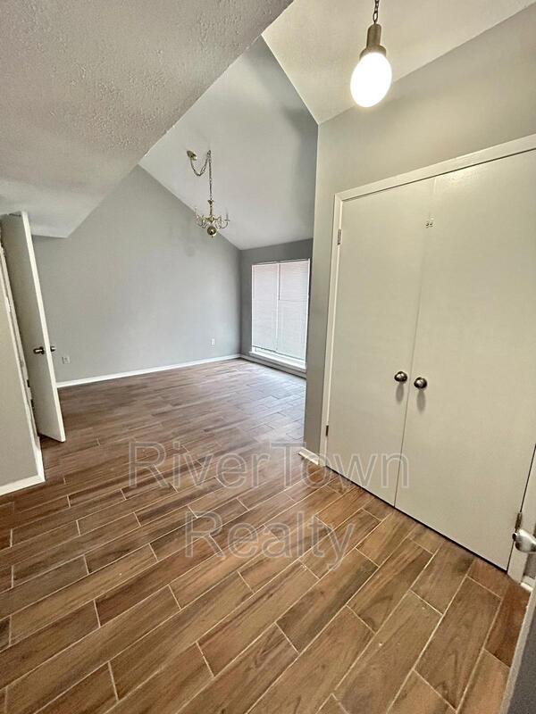 Building Photo - 3353 Fairbanks St