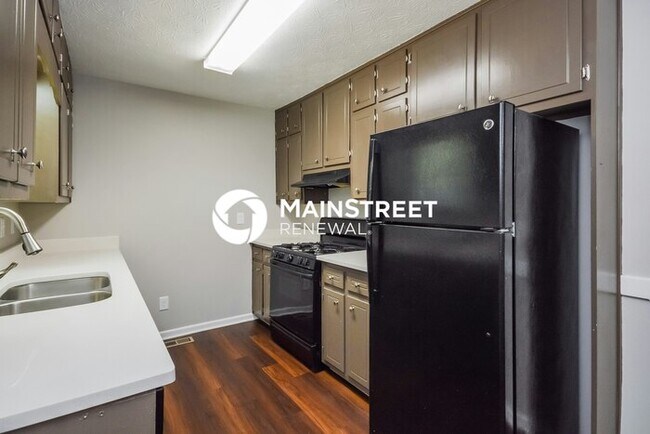 Building Photo - 3 Bedroom Pet-Friendly Home in Conyers, GA with Main Street Renewal