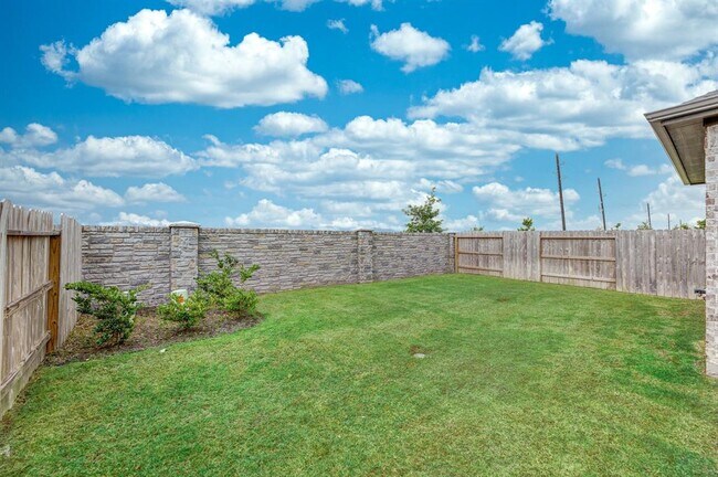 Building Photo - 21659 Lampeter River Ln