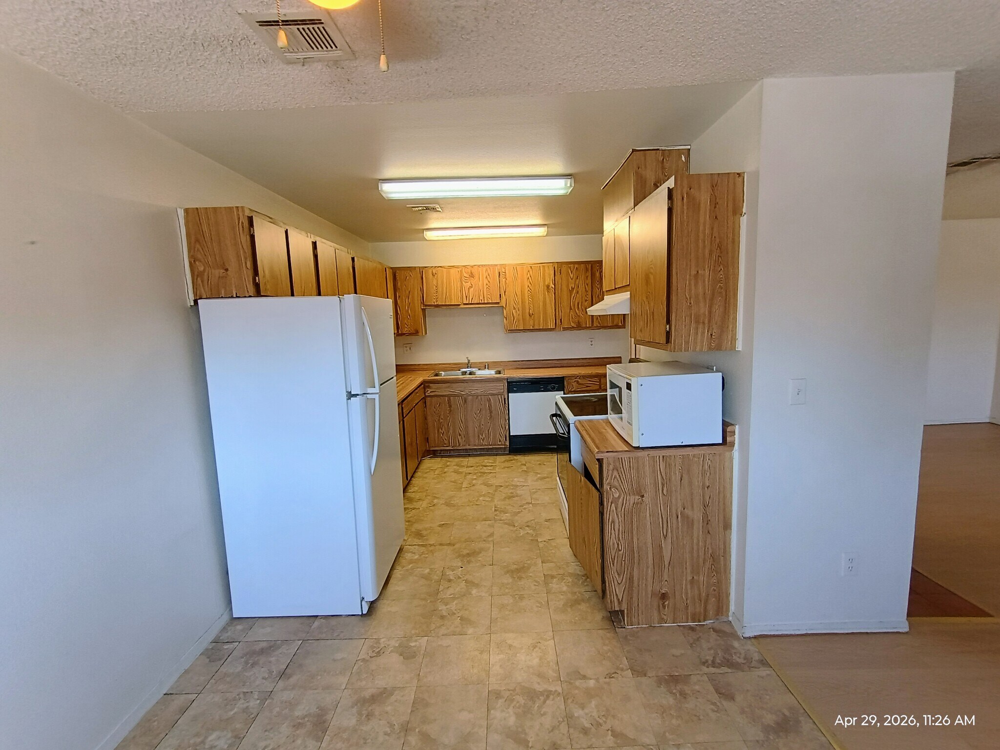 Building Photo - 6228 Ilanos Ln