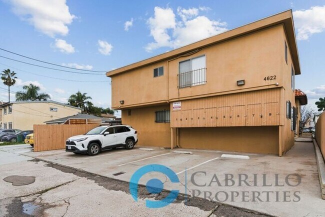 Building Photo - 4622 Hamilton St