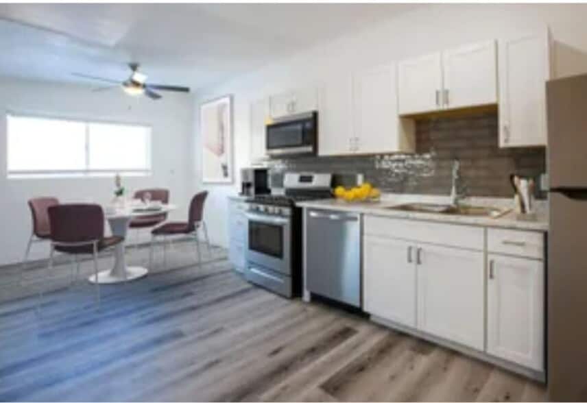 Interior Photo - Vertical North Apartments