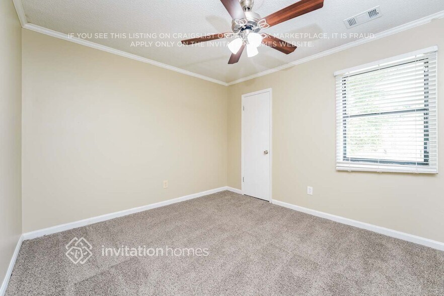 Building Photo - 2742 Mountbery Dr