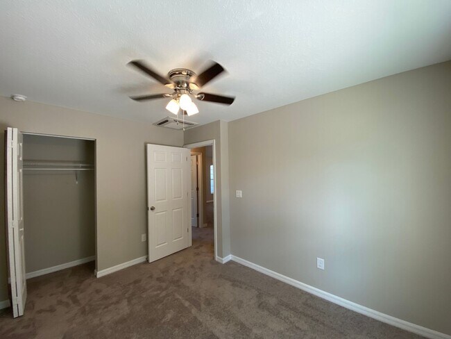 Building Photo - WILL NOT BE AVAILABLE TO SHOW TIL MID AUGU...