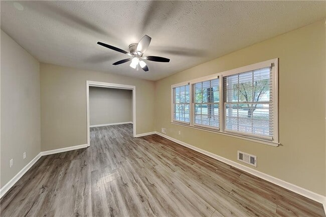 Building Photo - 3023 Timberline Rd