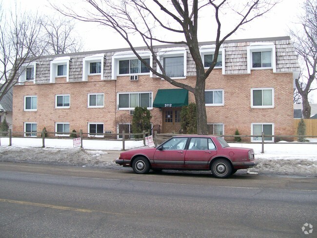 Building Photo - 3112 Minnehaha Ave